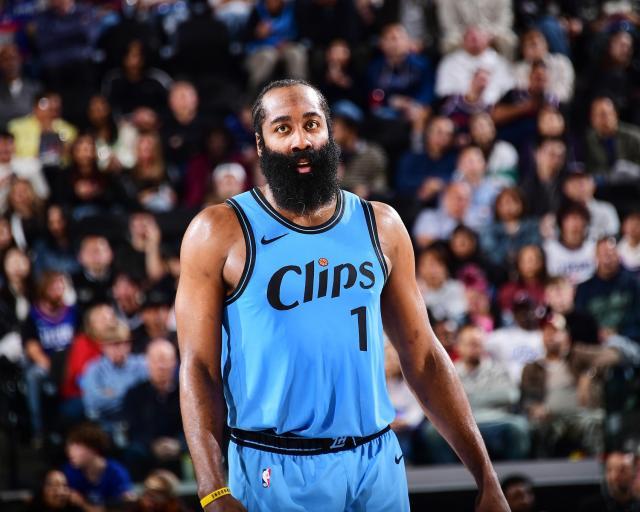 1744588654503051538.jpg 【早报】姆巴佩直红下场!或缺战国王杯战巴萨